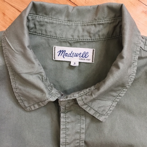 army green 100% cotton button down shirt S - Picture 3 of 4
